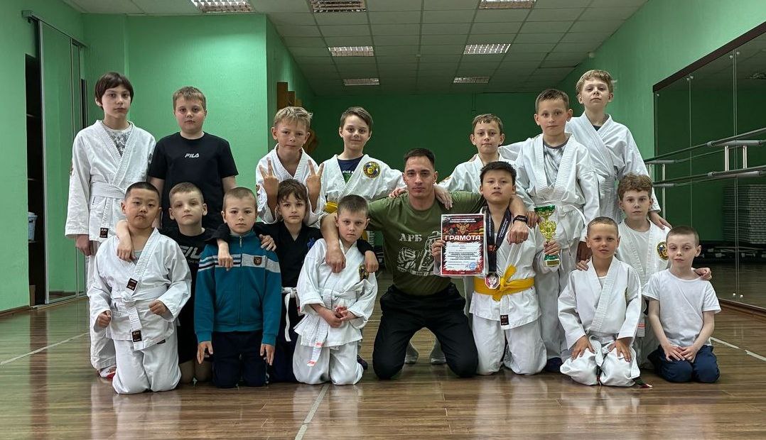 СОРЕВНОВАНИЯ ПО РУКОПАШНОМУ БОЮ